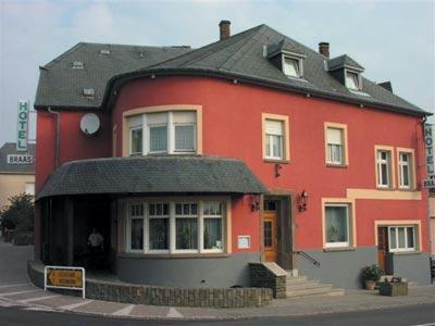 Hotel Restaurant Braas Esch-sur-Sûre Ausstattung foto